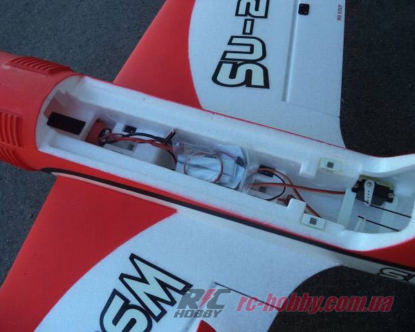 samolet-dynam-su-26m-14