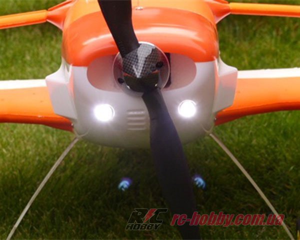 samolet-dynam-cessna-188-orange-11