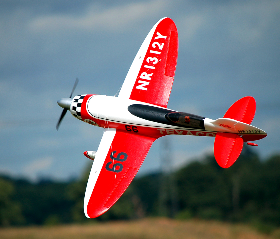 самолет на радиоуправлении GeeBee.png самолет на радиоуправлении GeeBee.png