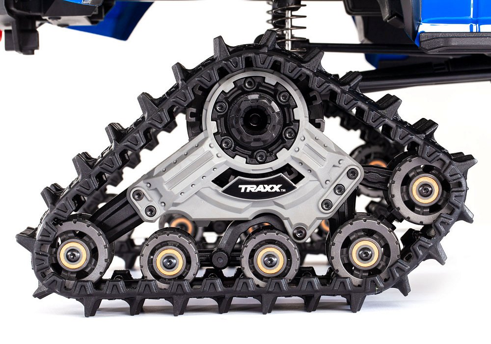 8877-Deep-Terrain-Treads-Detail-IMG_8178
