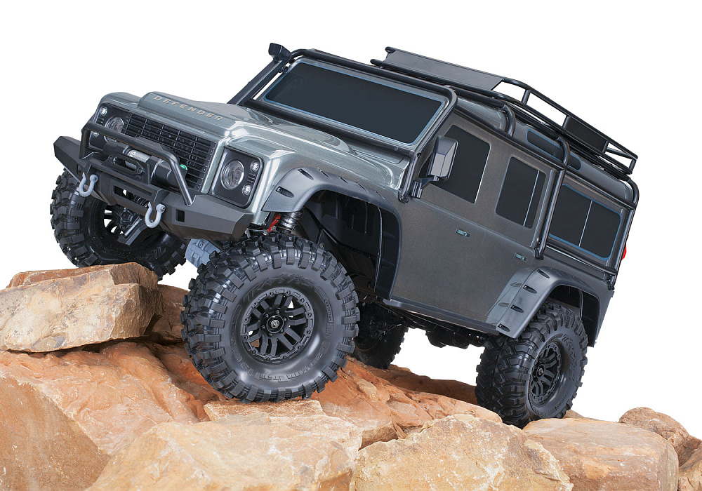 82256-4-defender-rocks-studio-slvr_1