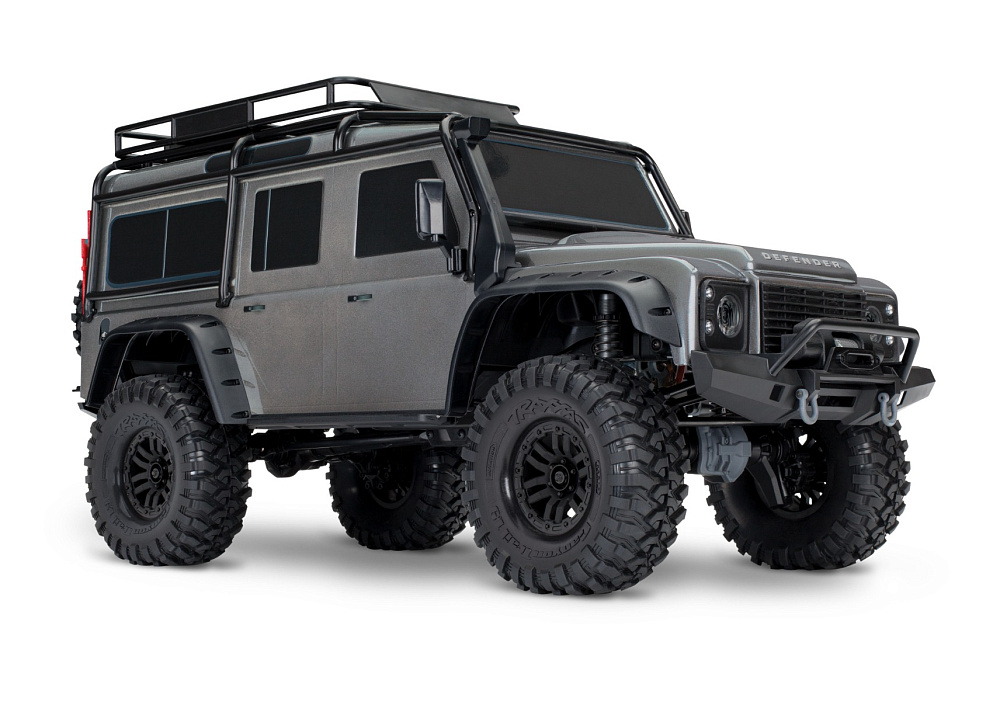 82256-4-defender-3qtr-front-slvr_1
