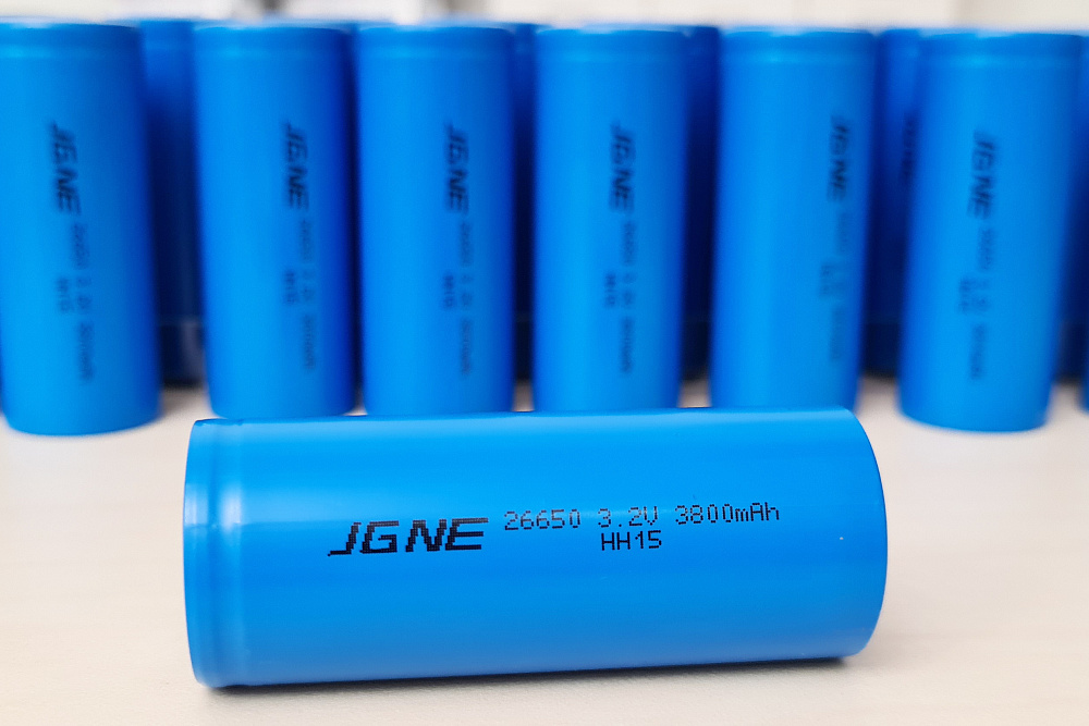 JGNE-HTCFR26650-3800_05-original
