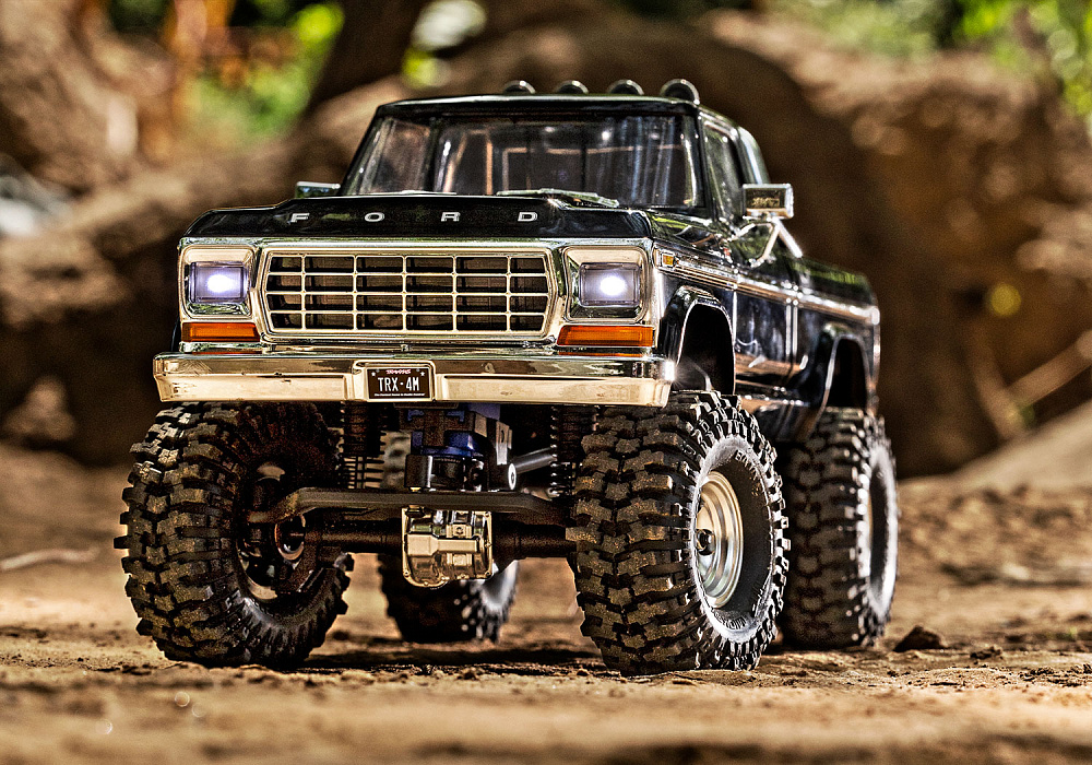 97044-1-trx4m-f-150-blk-8108