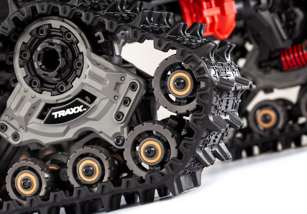 8877-Deep-Terrain-Treads-Detail-IMG_8173
