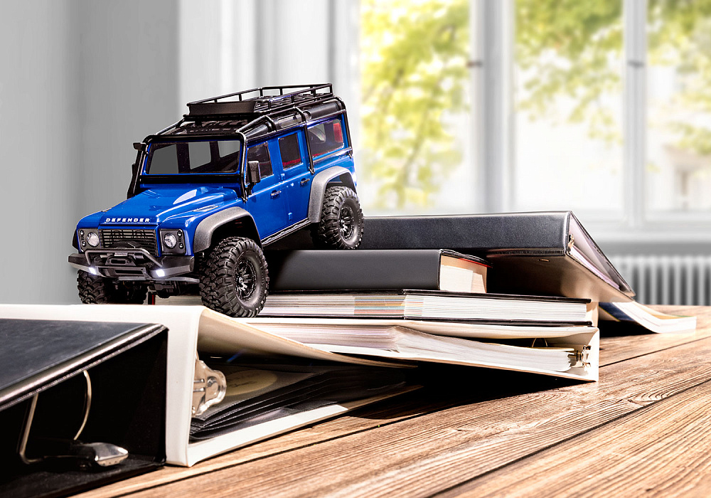 97054-1-BLK-TRAXXAS-DEFENDER (7)