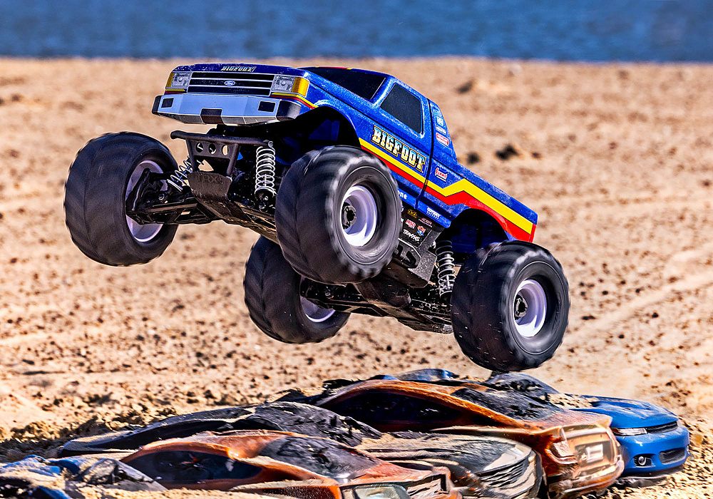 BIGFOOT-4X4-BL-2S-TRAXXAS-67134-4 (17)