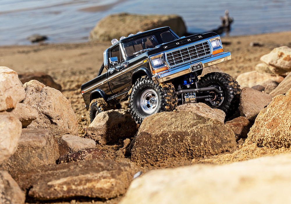 97044-1-trx4m-f-150-blk-7701