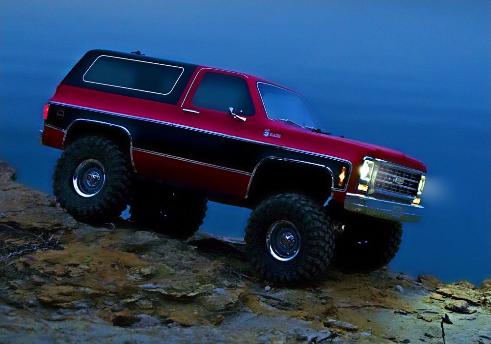 8038-Blazer-LED-Night-Video-02