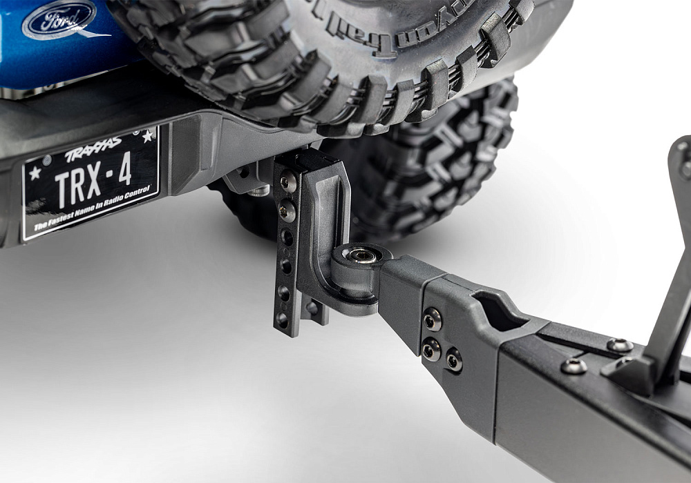 10650-Boat-Trailer-Hitch-on-Bronco-7909