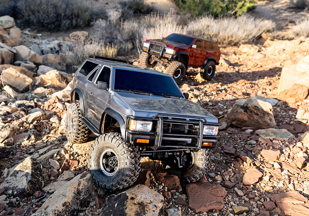 110056-4-SLVR-TRAXXAS-NISSAN-PATHFINDER-TRX-4 (2)