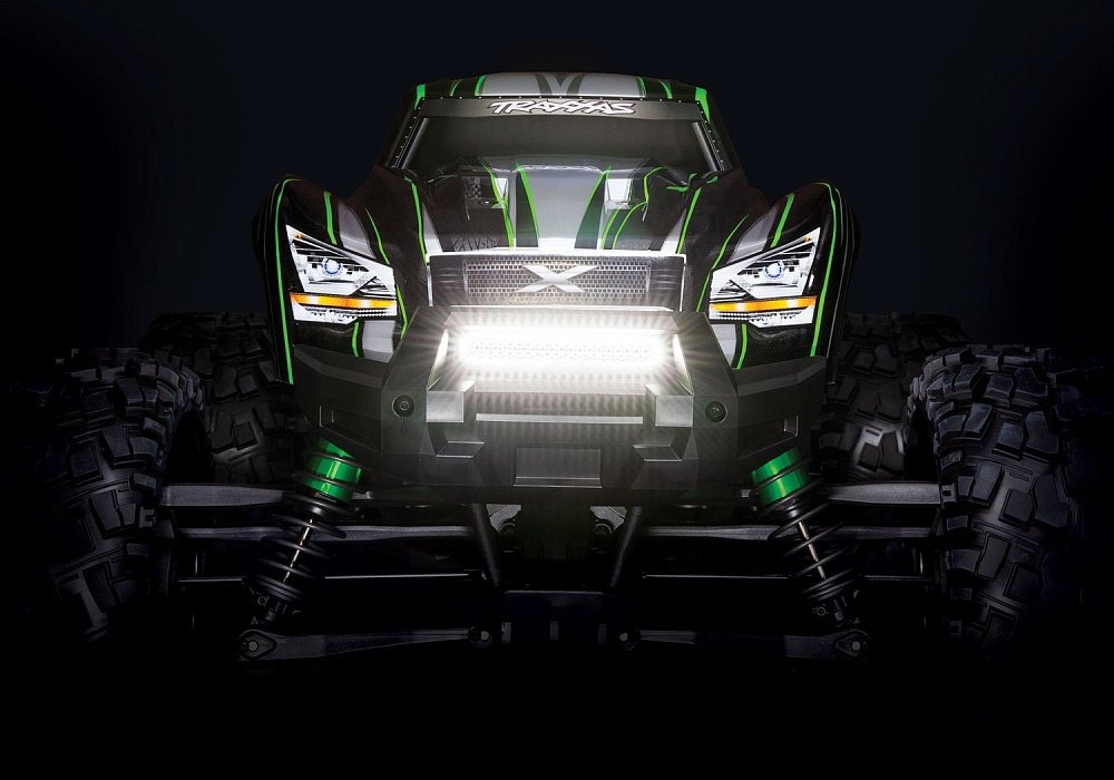 7885-X-Maxx-Front-Green-LIGHT-Kit