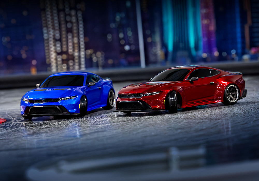 105237-4-4-tec-drift-mustang-action-indoor-red-blue