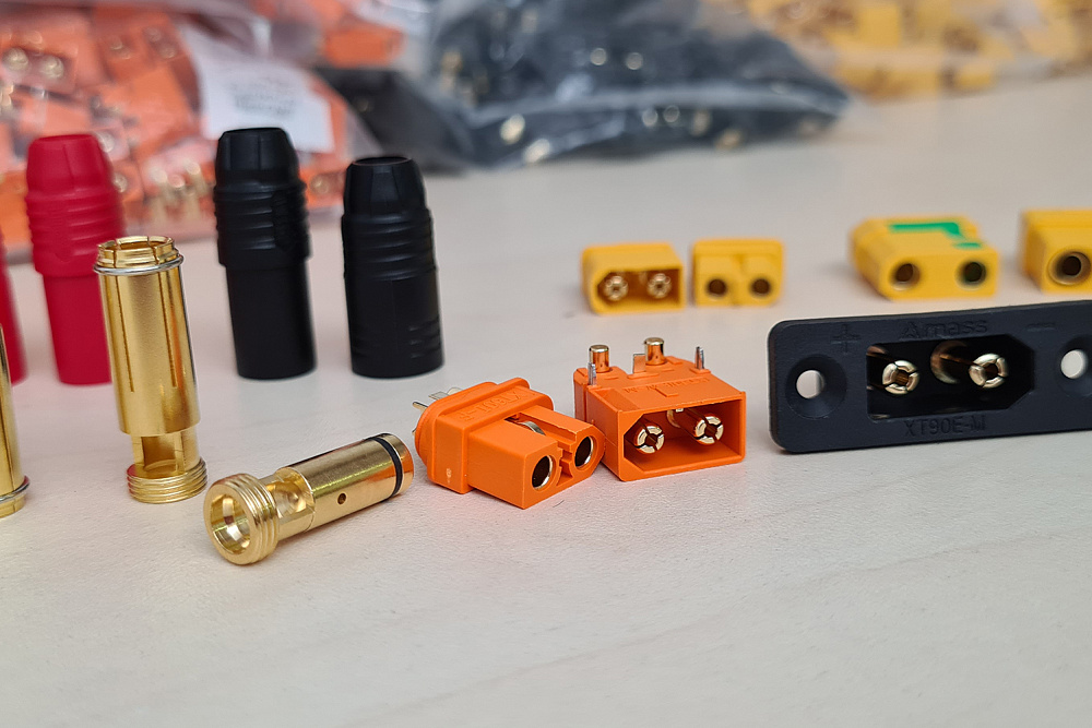 AMS-XT60IPW-M.G.O_05m-original