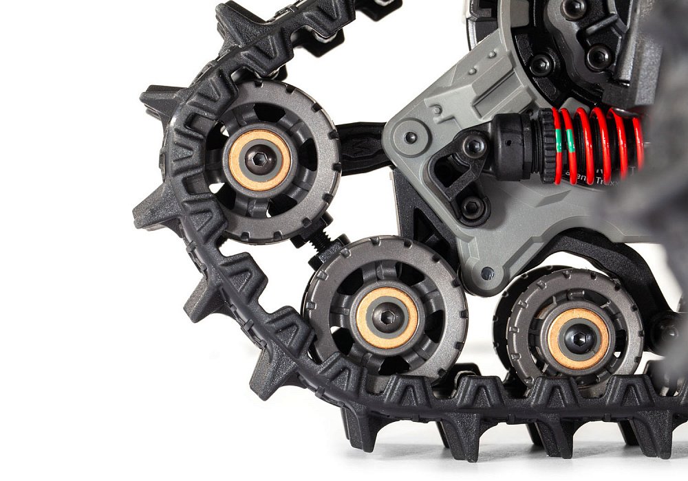 8877-Deep-Terrain-Treads-Side-IMG_8162