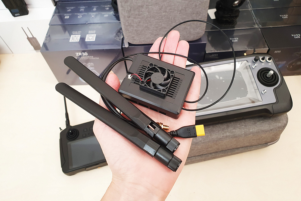 SIYI-HM30-AU_02-original