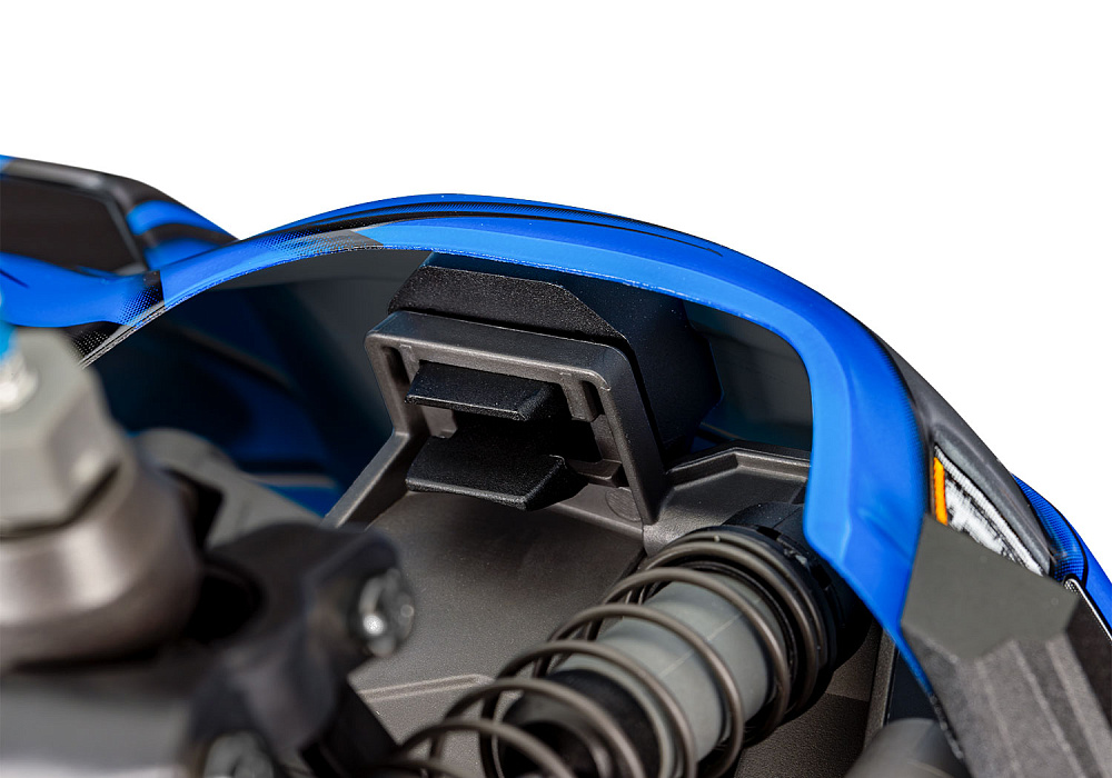 107154-1-mini-maxx-clipless-under-body